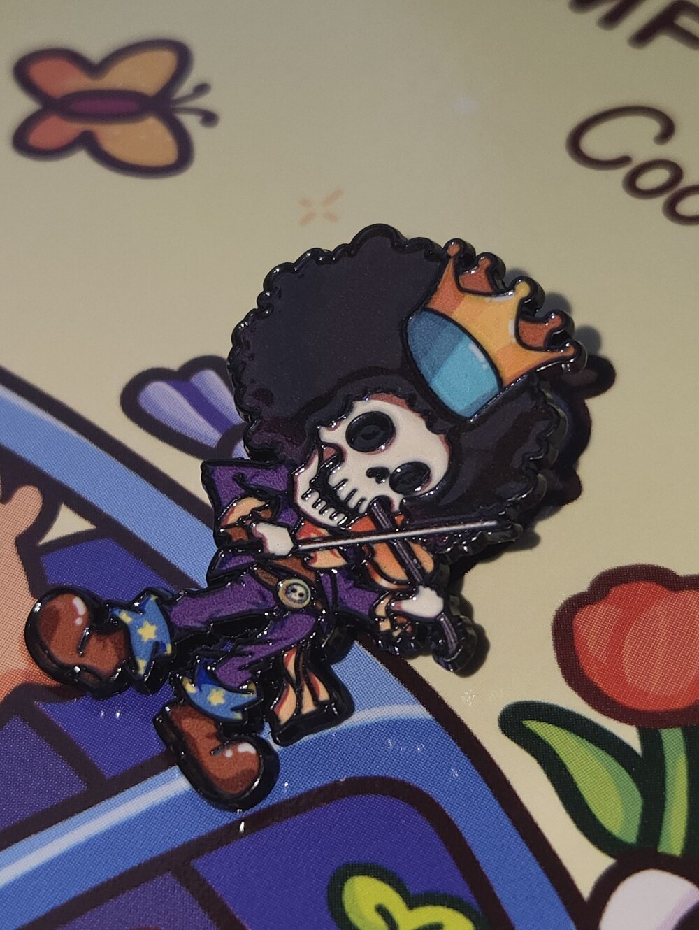 Onepiece Skull Musician Enamel Pin - Purple & Orange